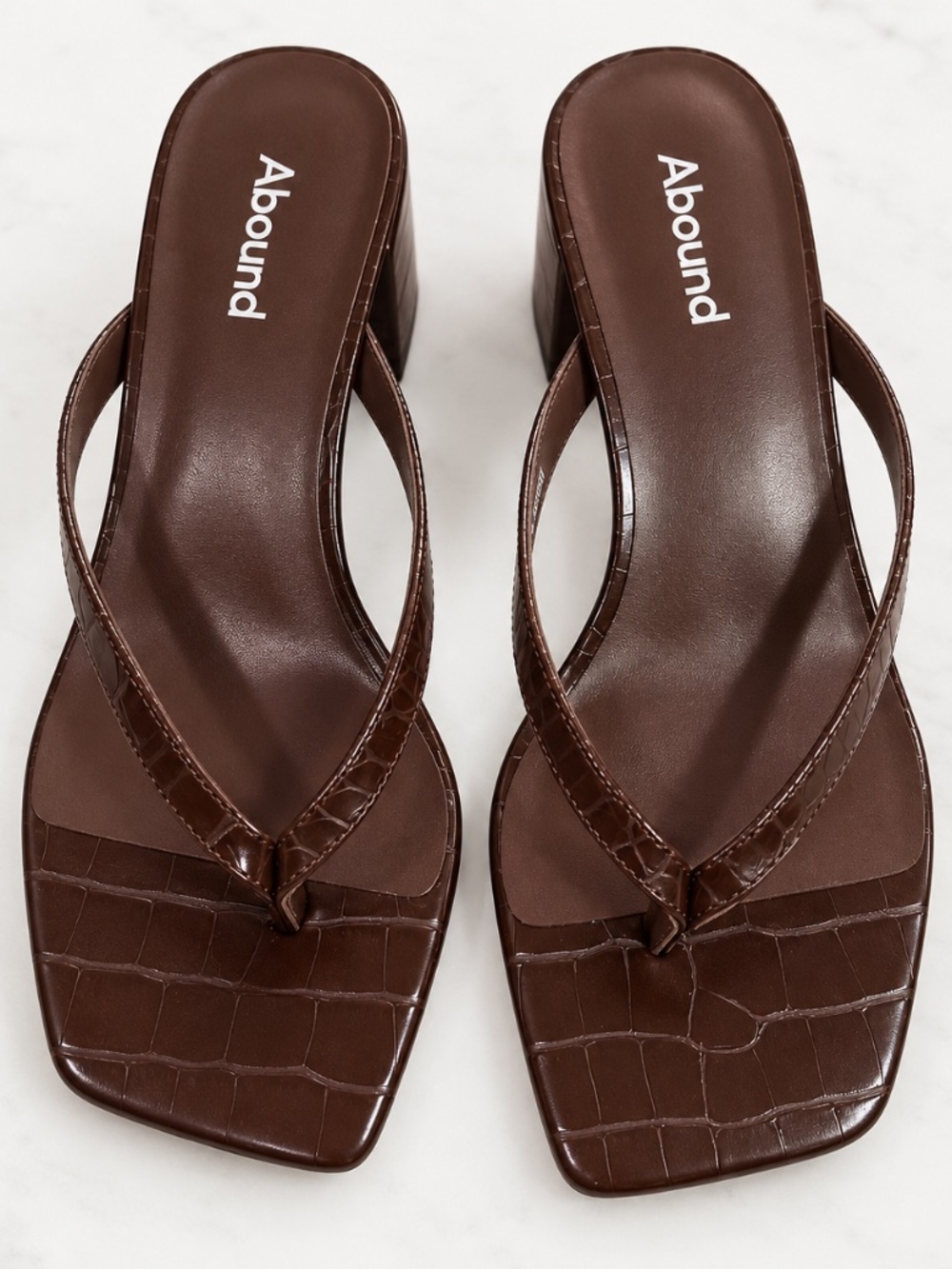 Abound Women’s Brown Croc-Embossed Sandals, Size 8.5.